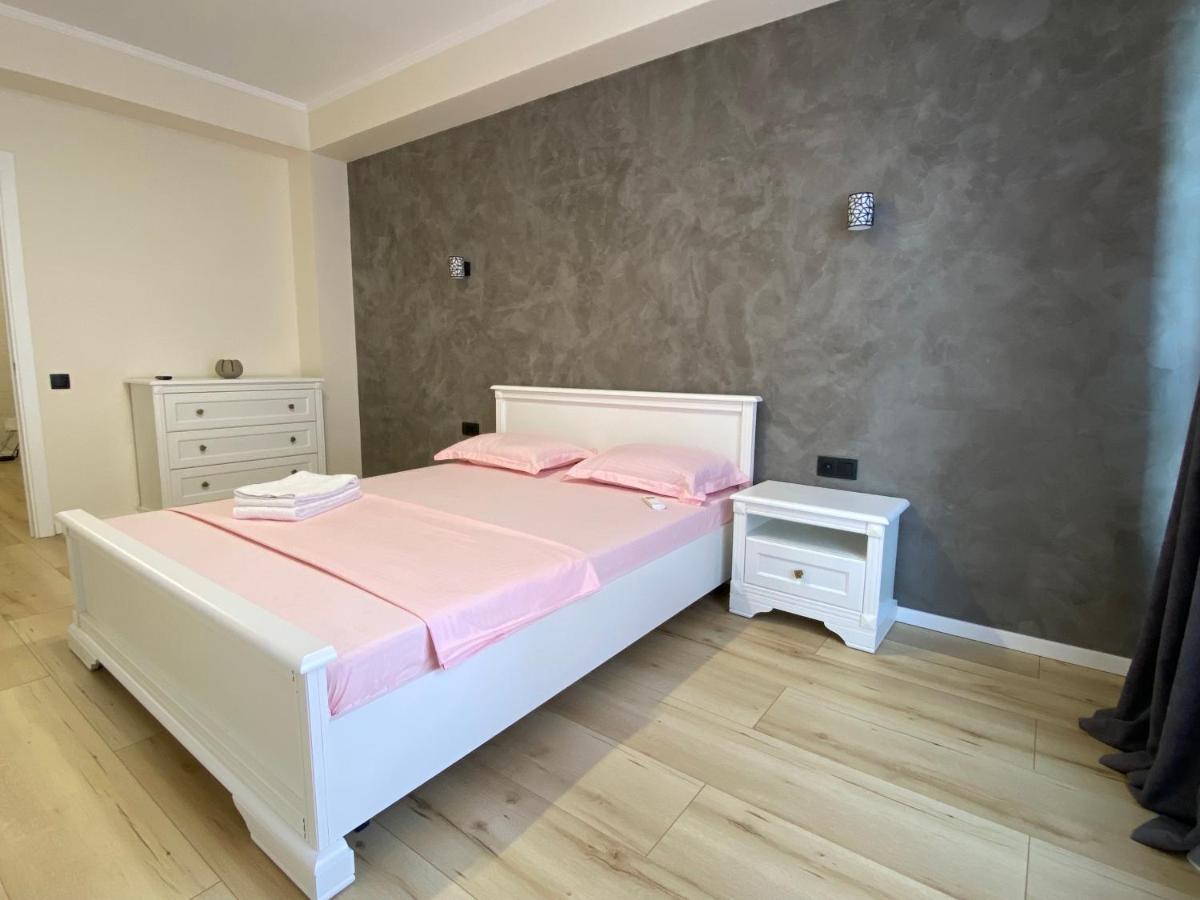 Apartament Lux Chisinau Exterior photo